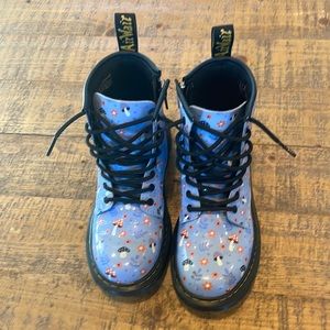 Dr. marten girls boots
